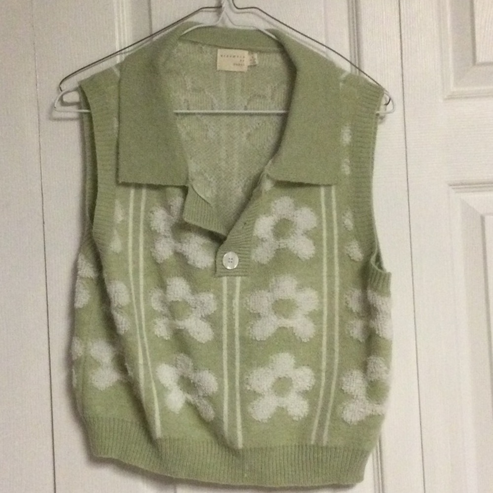 Sweater vest top